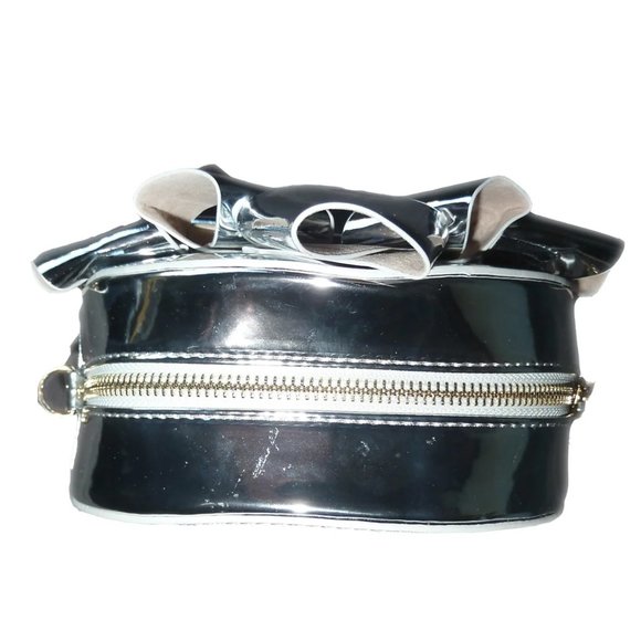 SILVER GLITZ UNIQUE RIBBON HAND BAG PURSE NEW - Picture 4 of 4